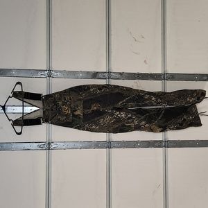 Mens 34 waist Mossy Oak Overalls